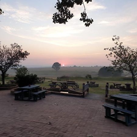 4 Seasons Country Club Hotel Bronkhorstspruit Exterior photo
